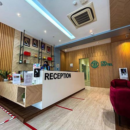 Cel Hotel Скудай Екстериор снимка